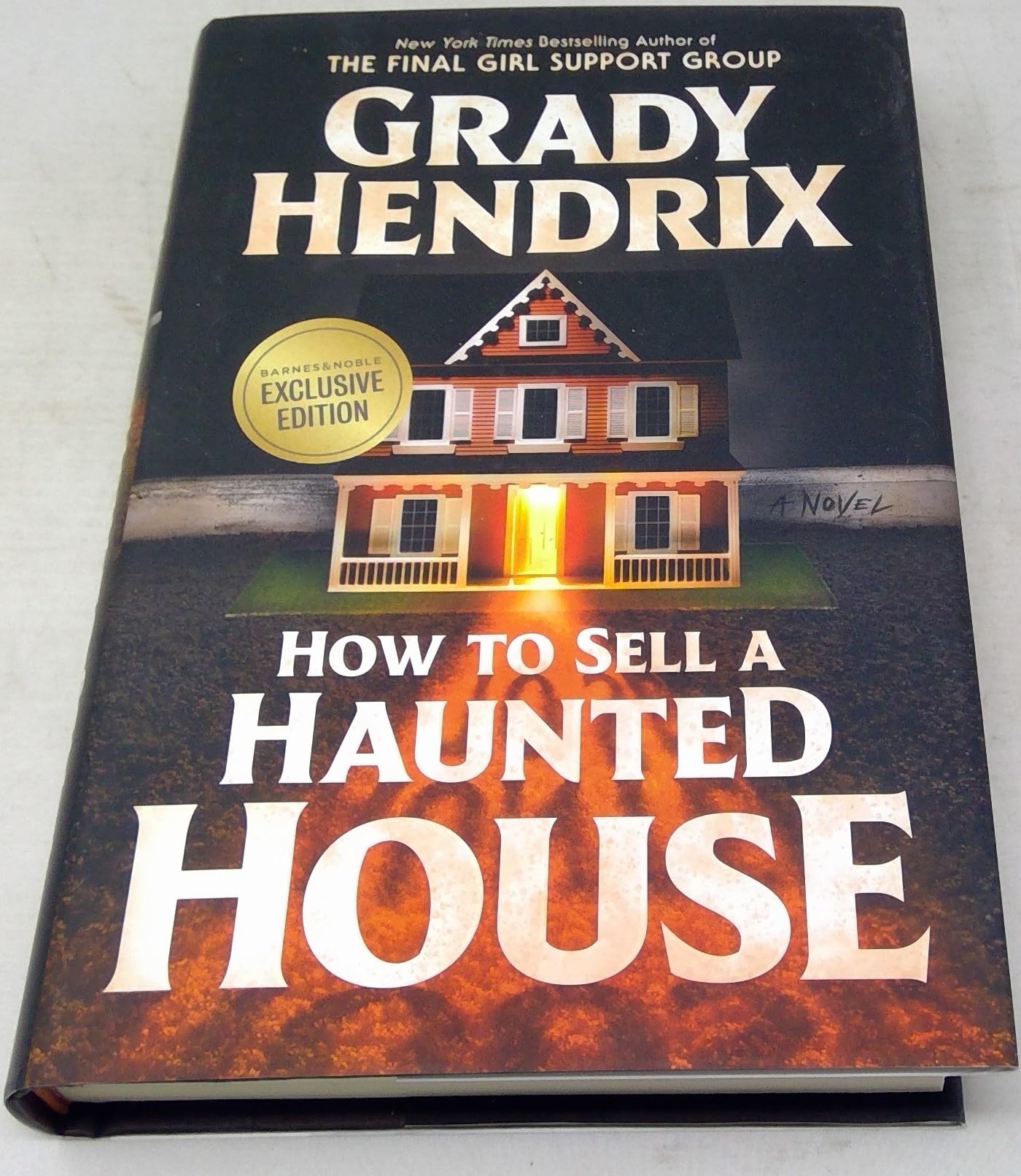 How to Sell a Haunted House by Grady Hendrix